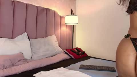  Hally Bans  online show from February 7, 2:20 pm