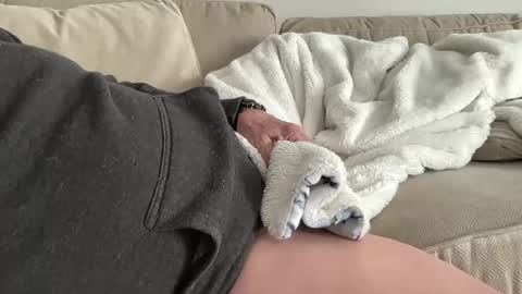 relax online show from February 4, 3:16 pm