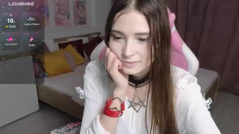 Hana online show from November 10, 2:09 pm