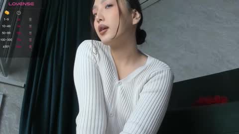 hana_moon1 online show from September 18, 3:05 pm