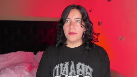 Hanah Montana Independent model online show from March 5, 5:22 pm