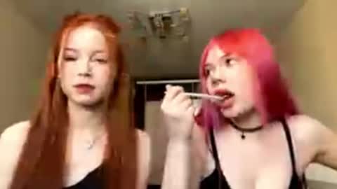 Tori and Asuna online show from February 3, 10:30 am