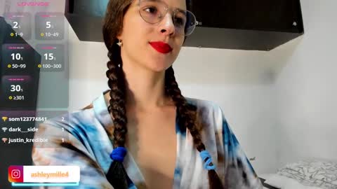 hanasleep online show from September 17, 7:28 pm