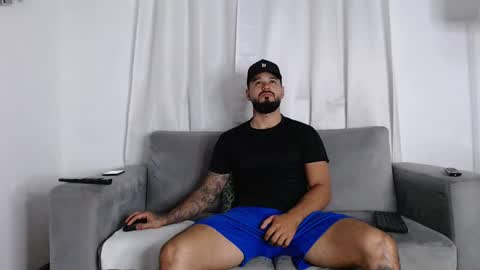 Handsomen online show from March 25, 9:16 am