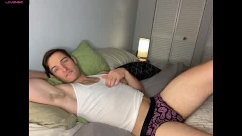 handsumhung online show from November 7, 8:33 pm