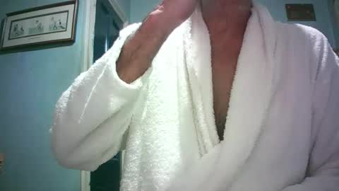 handymanforyou177322 online show from April 29, 12:04 am