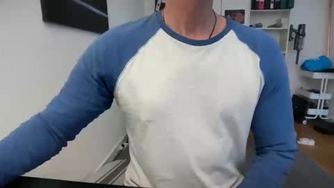 hanky online show from March 30, 9:42 am