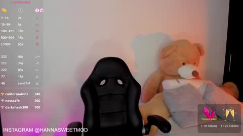 hanna online show from February 1, 10:34 pm