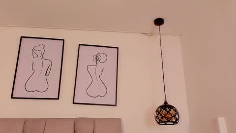 hanna__evans_ online show from November 1, 12:48 pm