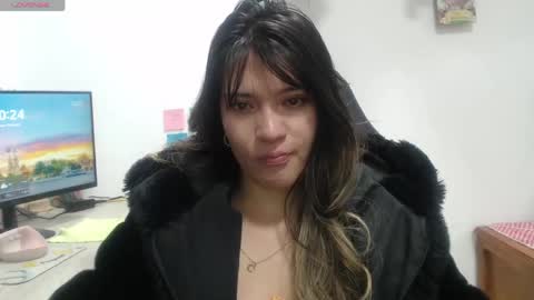 Hanna  online show from May 19, 3:24 am
