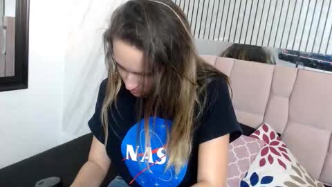 Hanna Palmer online show from November 30, 3:41 pm