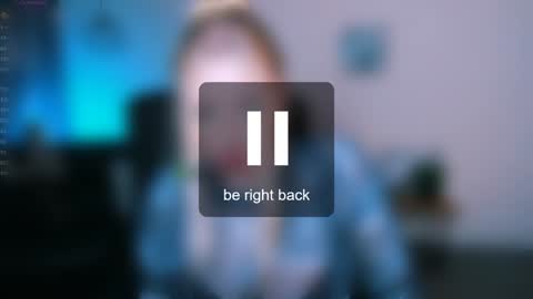 hanna_blondee1 online show from December 29, 10:47 pm