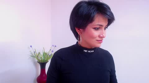 Sara online show from January 20, 5:27 pm