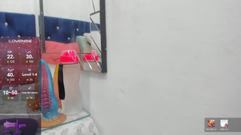 hanna_hornyx20 online show from April 2, 1:02 am