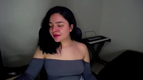 Aurora Sky online show from December 24, 4:44 am