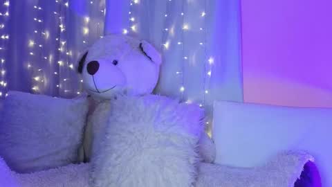 hannacruzsj online show from January 18, 6:44 am