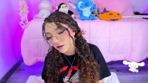 hannacutegod online show from January 11, 11:11 pm