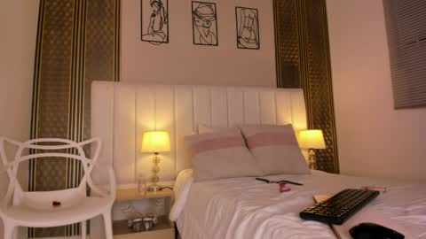 hannah__cb online show from May 15, 6:26 pm