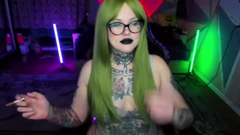 Hannah online show from March 4, 7:32 pm