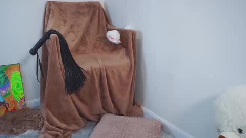 hannainthesky online show from March 1, 10:10 pm