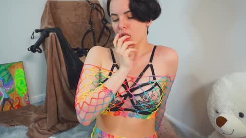 hannainthesky online show from January 25, 9:14 pm