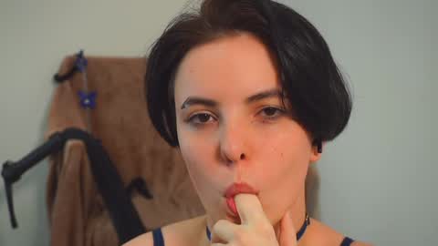 hannainthesky online show from January 19, 12:17 am