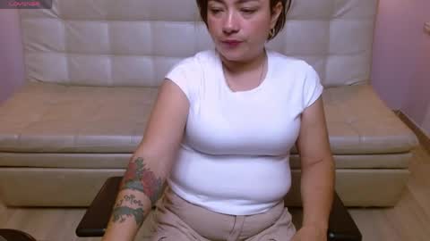 Hanna  online show from March 23, 1:38 pm