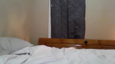 Hanna  Bananas online show from December 18, 5:26 am