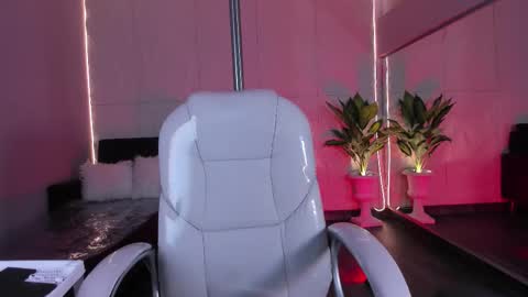 Hanna online show from February 3, 12:31 pm