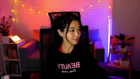 hannarosie online show from October 11, 8:23 pm