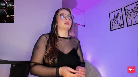   hannasofia x        Schedule 700 -1400GTM-5 online show from April 16, 3:45 pm