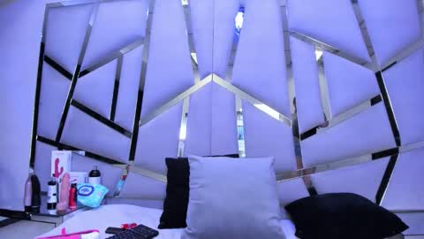 hanny_watson online show from March 28, 3:13 pm