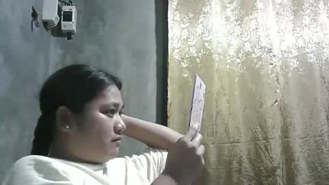 happy00725310 online show from November 28, 1:07 pm