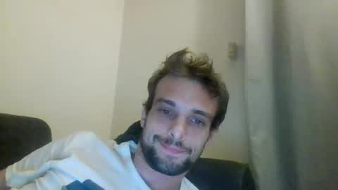 happyfunnyboy79 online show from July 3, 9:19 pm