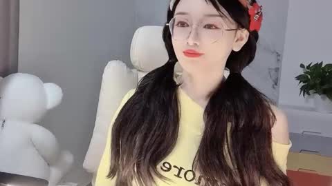 Daisy online show from February 18, 4:37 am