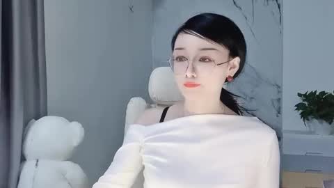 Daisy online show from March 11, 5:02 am