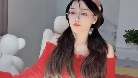 Daisy online show from February 17, 5:01 pm