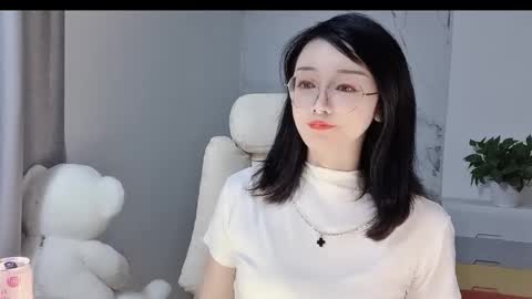 Daisy online show from March 3, 1:56 pm