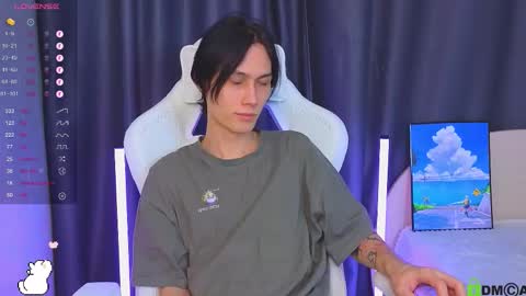 Mark online show from March 1, 11:31 pm