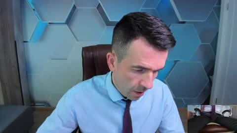 Steve online show from April 17, 10:50 am