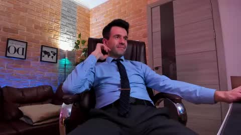 Steve online show from February 25, 3:09 pm