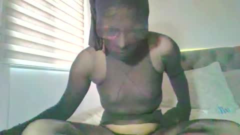 Emma online show from November 23, 7:23 pm