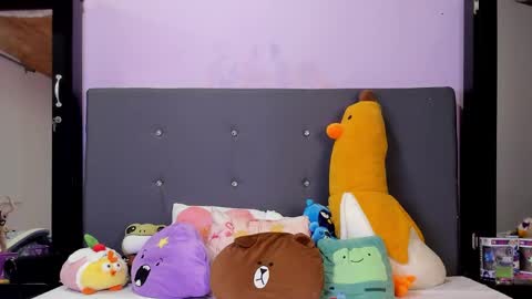 Snapshot of harmonyy_hill chatting on October 22, 1:09 am Harmony Hill online show from October 22, 1:09 am