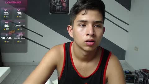 harold_18_ online show from December 5, 7:33 pm