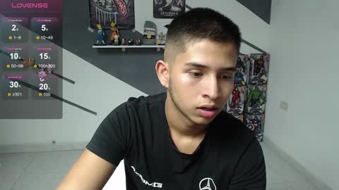 harold_18_ online show from December 13, 6:59 pm