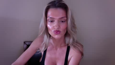 Harper Ellis online show from June 28, 1:01 am