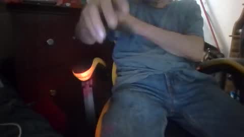 Snapshot of harry1cannary chatting on October 24, 3:46 pm harry1cannary online show from October 24, 3:46 pm