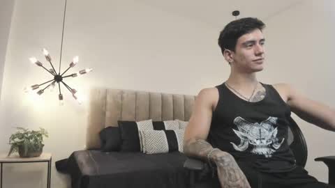 Harry Jones online show from March 8, 8:25 pm