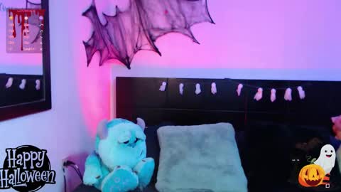 Snapshot of haru_420 chatting on October 22, 11:34 am Sofia Damin online show from October 22, 11:34 am