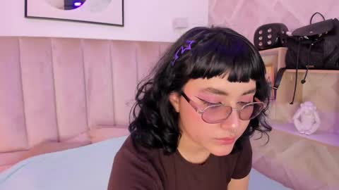 Haru Bonny online show from January 17, 8:50 pm